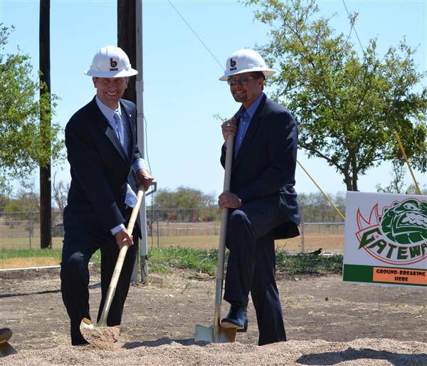 groundbreaking-campus